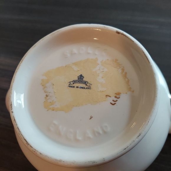 Vintage Sadler Floral Teapot - Picture 5 of 7